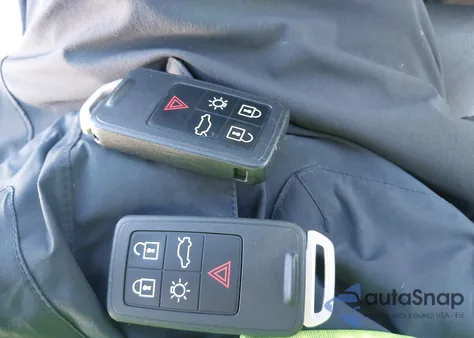 2018 Volvo S60 T5 Dynamic z USA, uszkodzony, nr VIN YV140MTL1J2461593